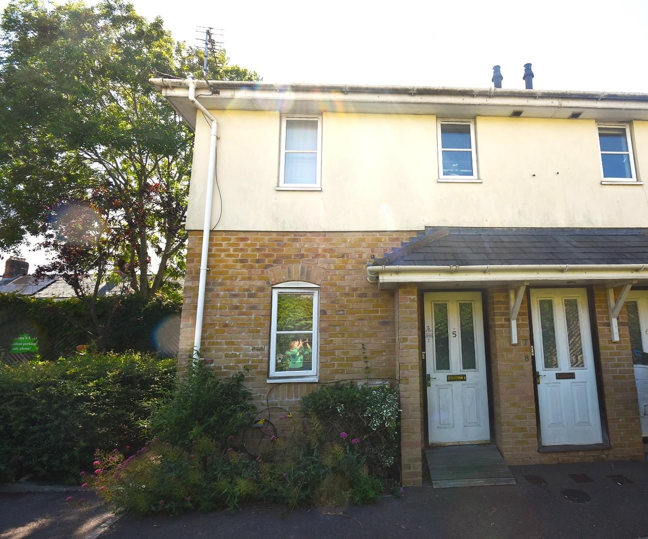 8 St. Canna Close, Cardiff, CF5 1QA